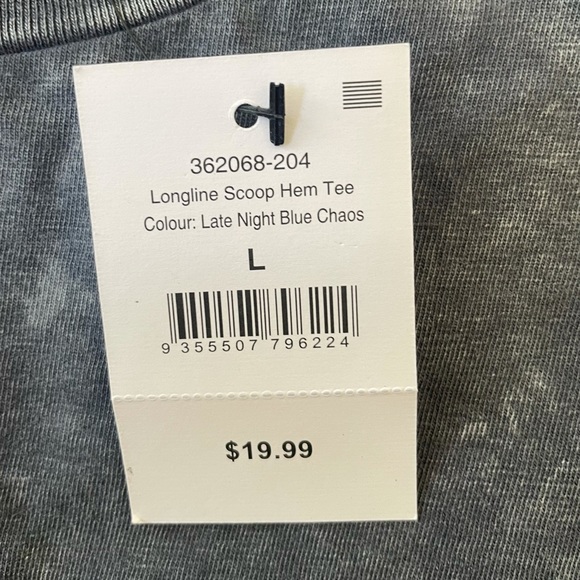 CottonOn Longline Scoop Hem Graphic Tee - Picture 4 of 4